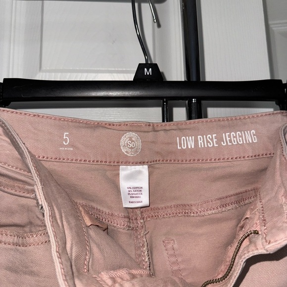 Pink Low Rise Jegging - Picture 3 of 3